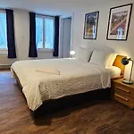 The Aarburg & Cafe Hotel
