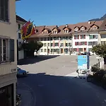 Hotel The Aarburg & Cafe