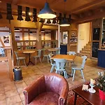 Hotel The Aarburg & Cafe 2*