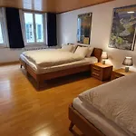 The Aarburg & Cafe 호텔 Unterseen