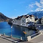 The Aarburg & Cafe Hotel Unterseen