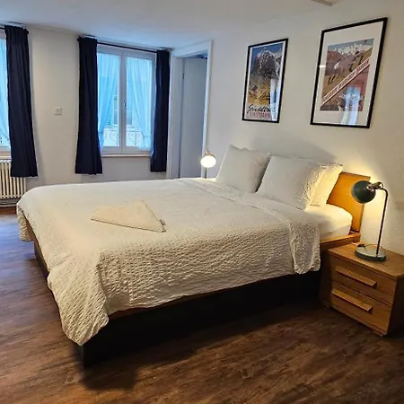 The Aarburg & Cafe Hotel 2*