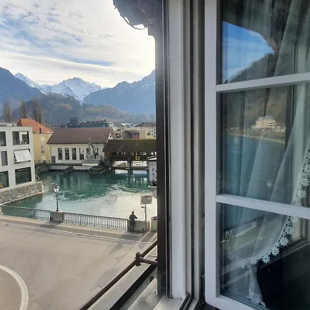 The Aarburg & Cafe Hotel 2*