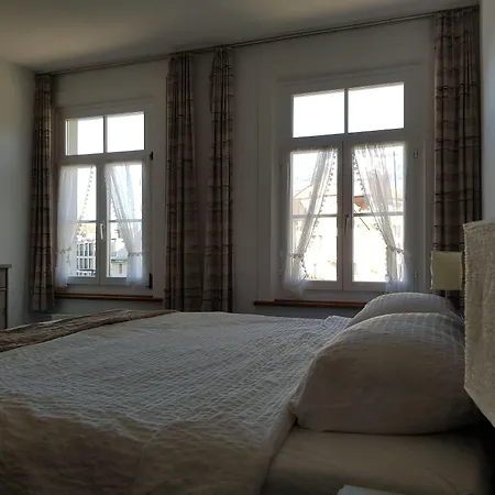 Hotel The Aarburg & Cafe Unterseen