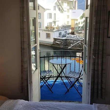 The Aarburg & Cafe 2*