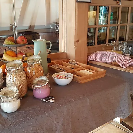 Hotel The Aarburg & Cafe