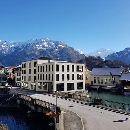 Szálloda The Aarburg & Cafe 2*