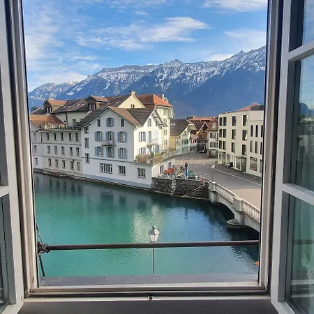 The Aarburg & Cafe Szálloda 2*