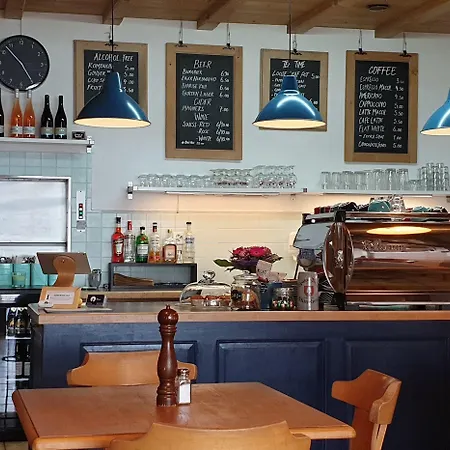 酒店 The Aarburg & Cafe