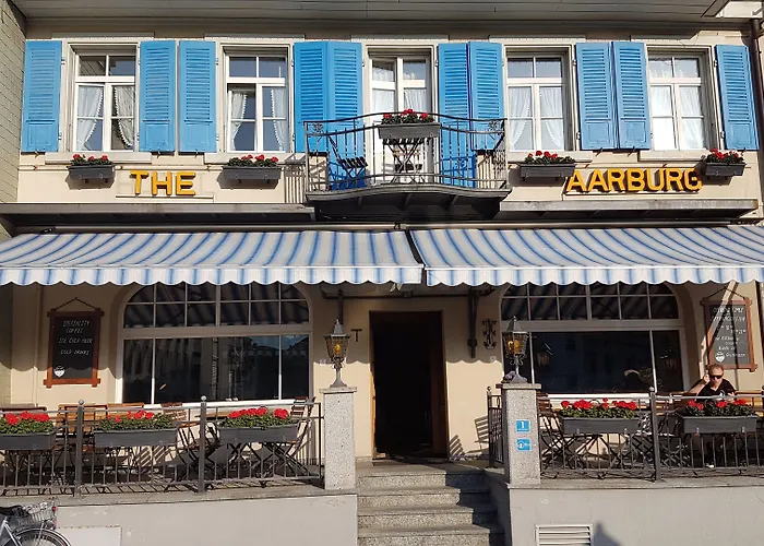 The Aarburg & Cafe 2*