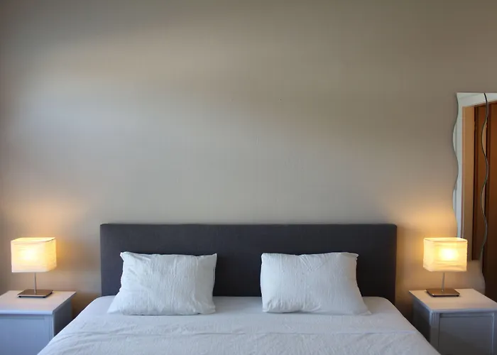 The Aarburg & Cafe Hotel Unterseen