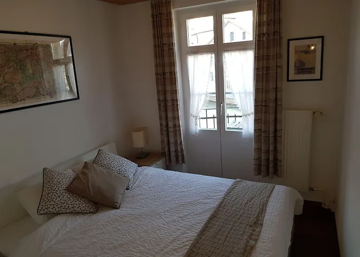 The Aarburg & Cafe 2*