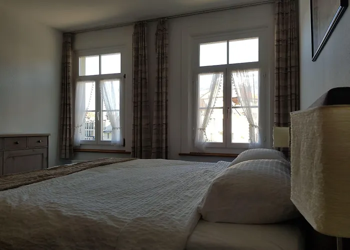 Hotel The Aarburg & Cafe Unterseen