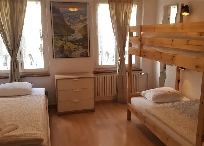 The Aarburg & Cafe Hotel Unterseen