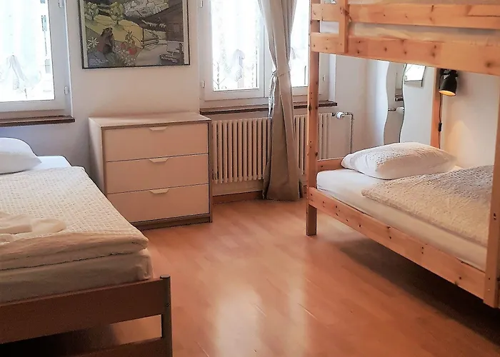 The Aarburg & Cafe Hotel