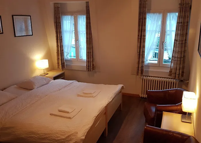 The Aarburg & Cafe 2*