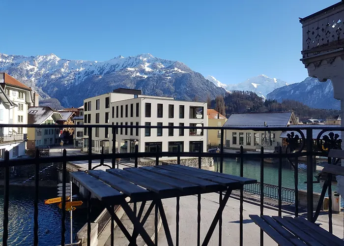 Hotel The Aarburg & Cafe 2*