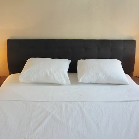 Otel The Aarburg & Cafe 2*