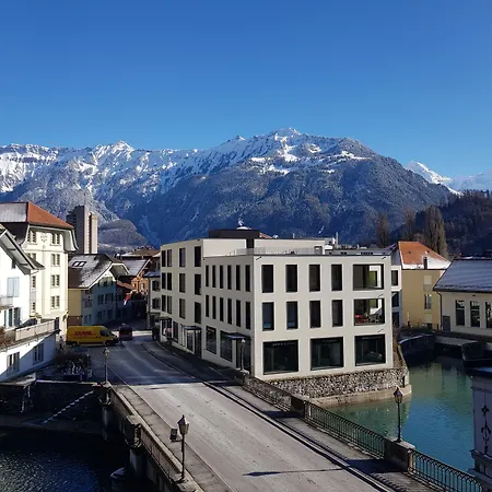 The Aarburg & Cafe 2* Unterseen