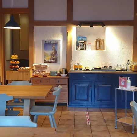 Otel The Aarburg & Cafe