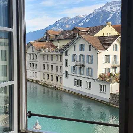 The Aarburg Hotel&café