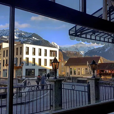Hotel The Aarburg Hotel&café 2*