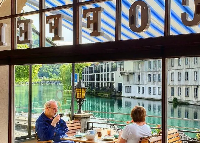 The Aarburg & Cafe 2* Unterseen