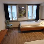 Hotel The Aarburg Hotel&café 2*