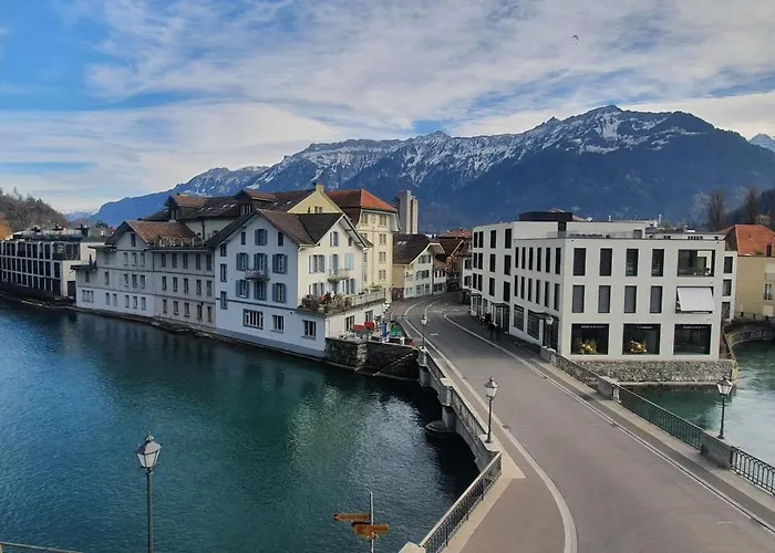 Hotel The Aarburg Hotel&café Unterseen