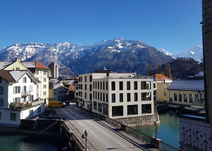 The Aarburg Hotel&café 2* Unterseen
